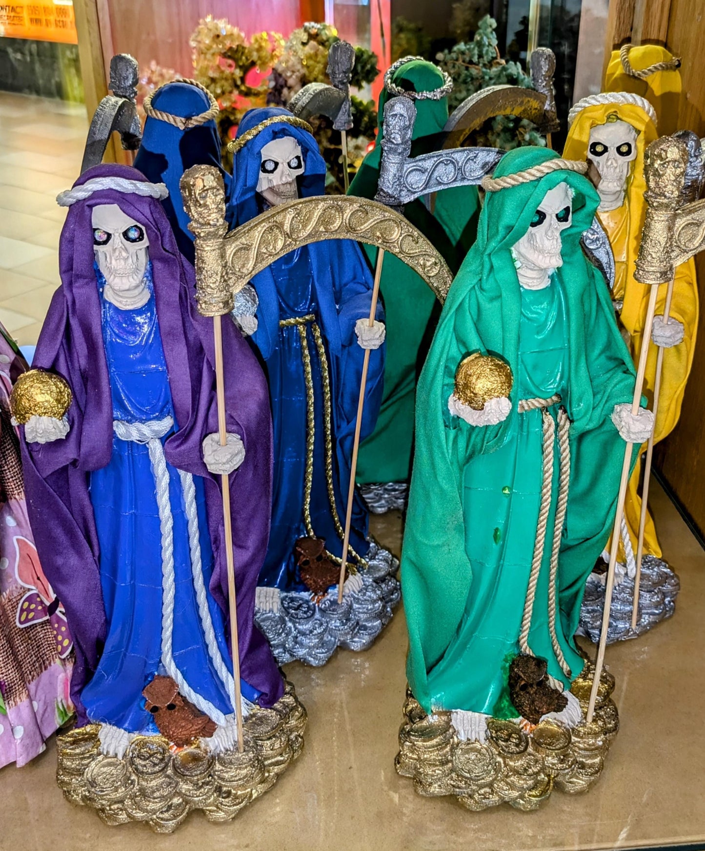 Santa Muerte Small Statue – Handcrafted Art Figurine All Tribes Treasures
