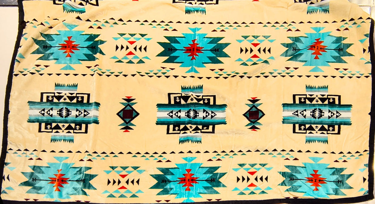 Cream / Champagne Quartz original Converging Arrows blanket pattern reference for King, approximately 108 × 90 inches; photographed sample shows color and design.