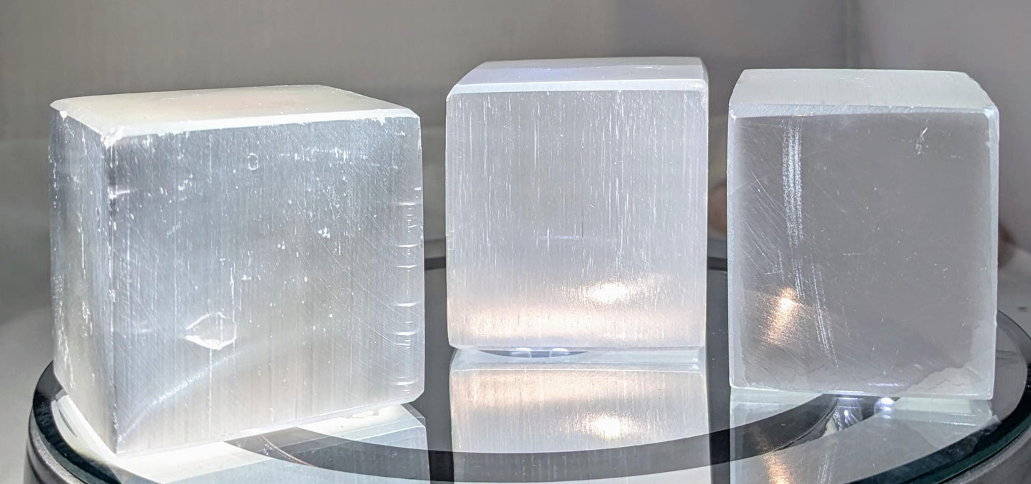 Carved and Polished Selenite Cube – Optical Teaching Aid | Healing Crystal